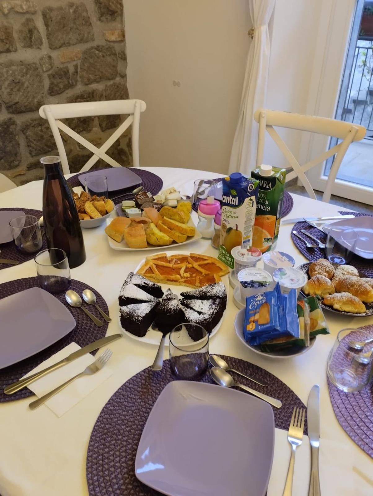 Viterbo Antica - Centro Storico Bed and Breakfast Δωμάτιο φωτογραφία