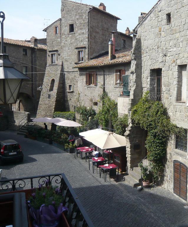 Viterbo Antica - Centro Storico Bed and Breakfast Δωμάτιο φωτογραφία